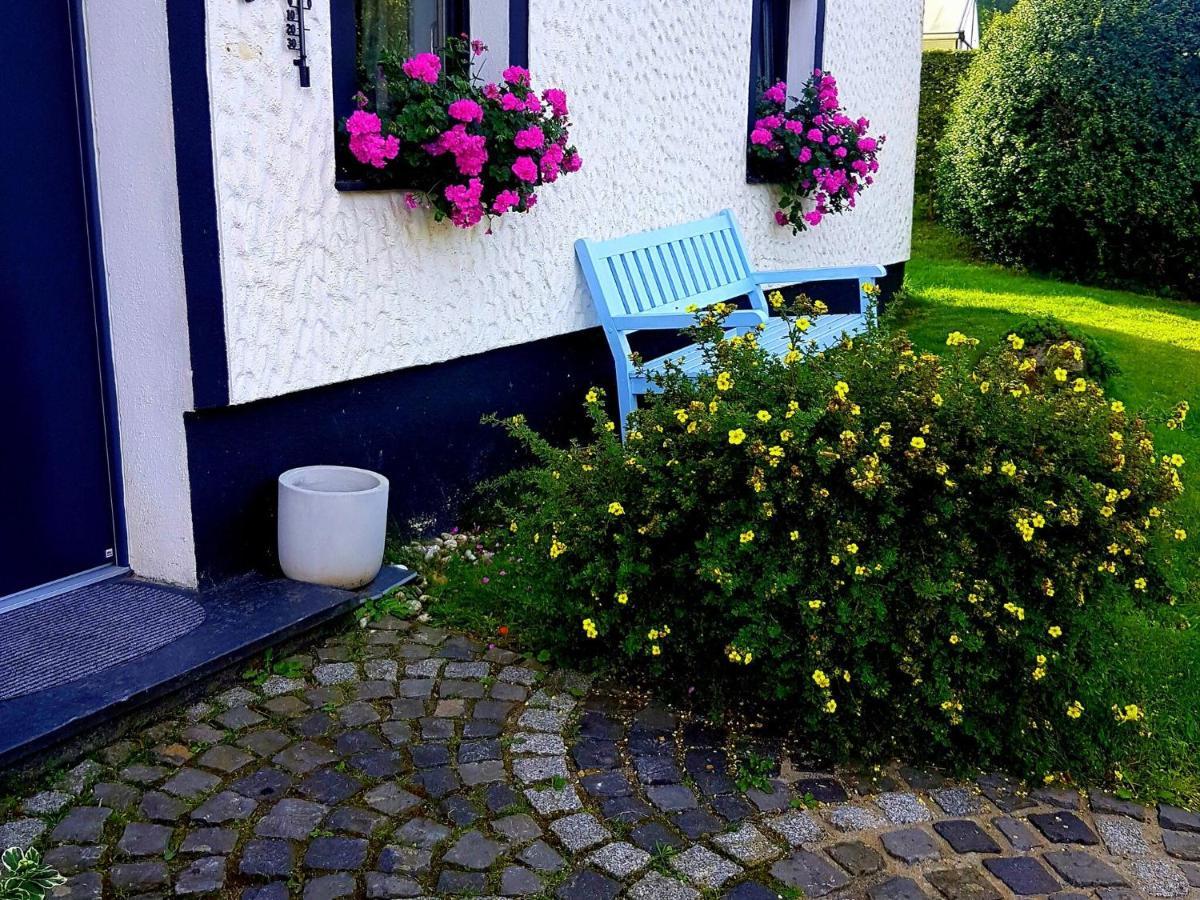 Apartment With Garden In A Wooded Setting Auw bei Prum Exterior photo